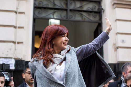 Cristina Kirchner empezó la campaña para presidir el PJ y habló de un «programa de gobierno»