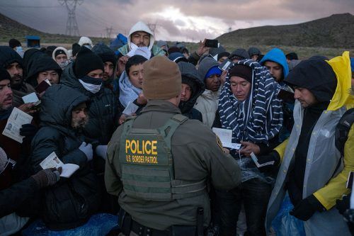 Estados Unidos: de lo que gana, cada inmigrante vuelca el 82% en la economía local