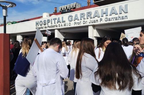 Escaló el conflicto en el Garrahan: “Reclamamos que Milei saque sus manos del hospital”