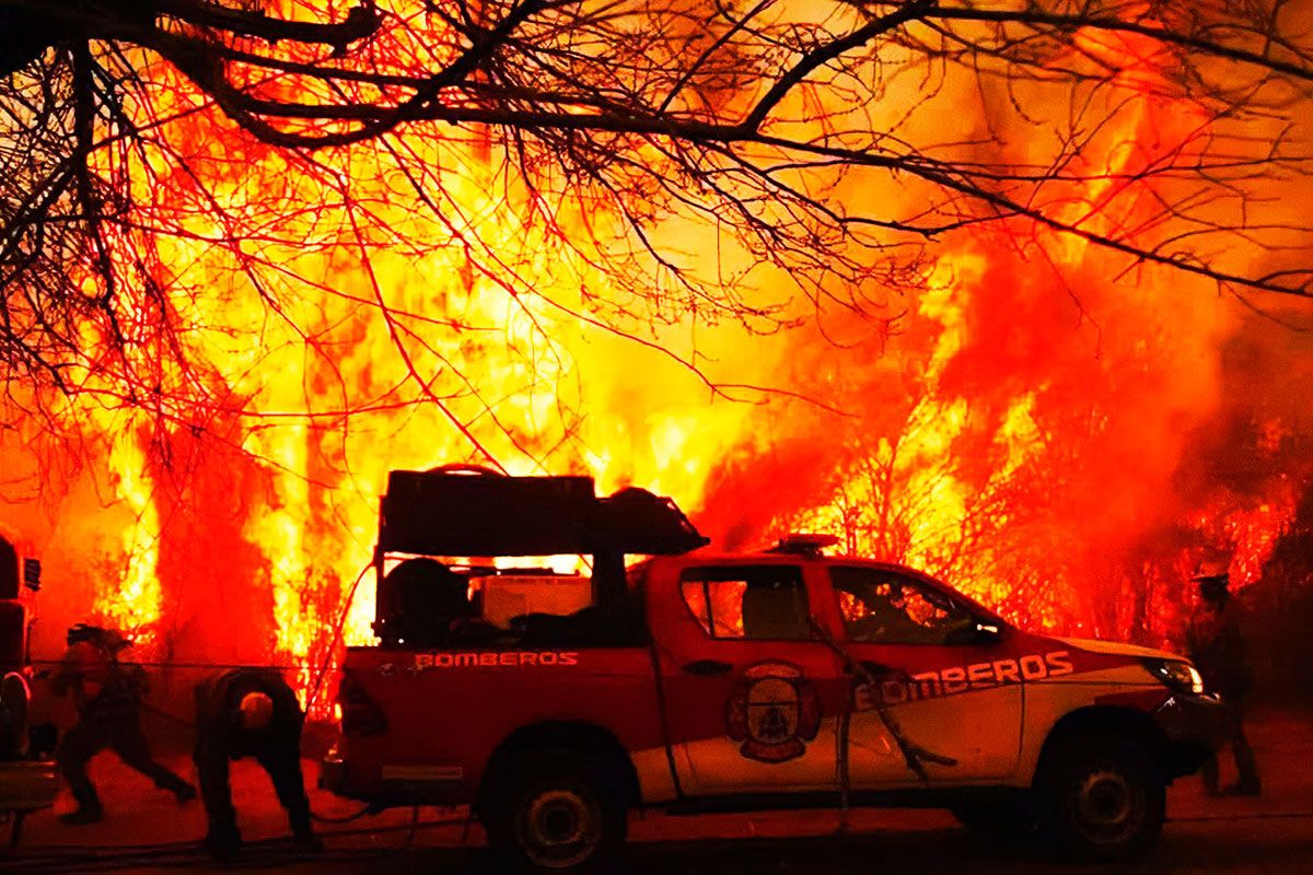 Córdoba: “La policía nos está impidiendo apagar el fuego intencional»