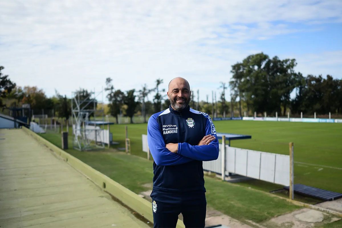 Marcelo Méndez: «Al futbolista se lo denigra porque la gran mayoría viene de clase media para abajo»