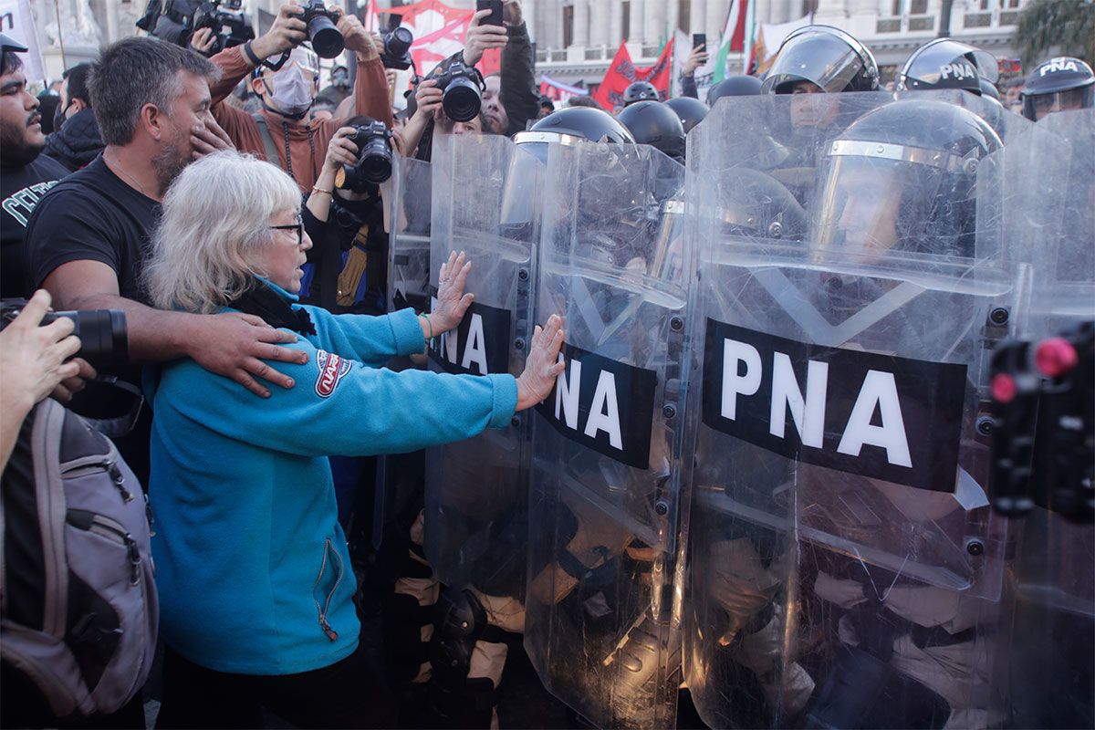 Una masiva marcha respaldará a los jubilados y enfrentará el veto de Milei