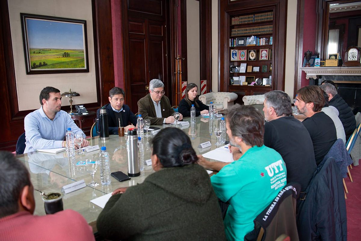 Kicillof recibió a representantes del “campo que alimenta”