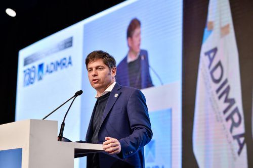 Kicillof ante metalúrgicos: «Estamos viviendo una catástrofe industrial y el gobierno de Milei parece disfrutarlo»