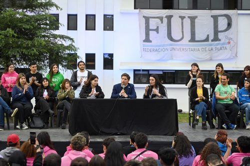 Desde la UNLP, Kicillof envió mensaje a los diputados: «Los que no voten para voltear el veto serán traidores»