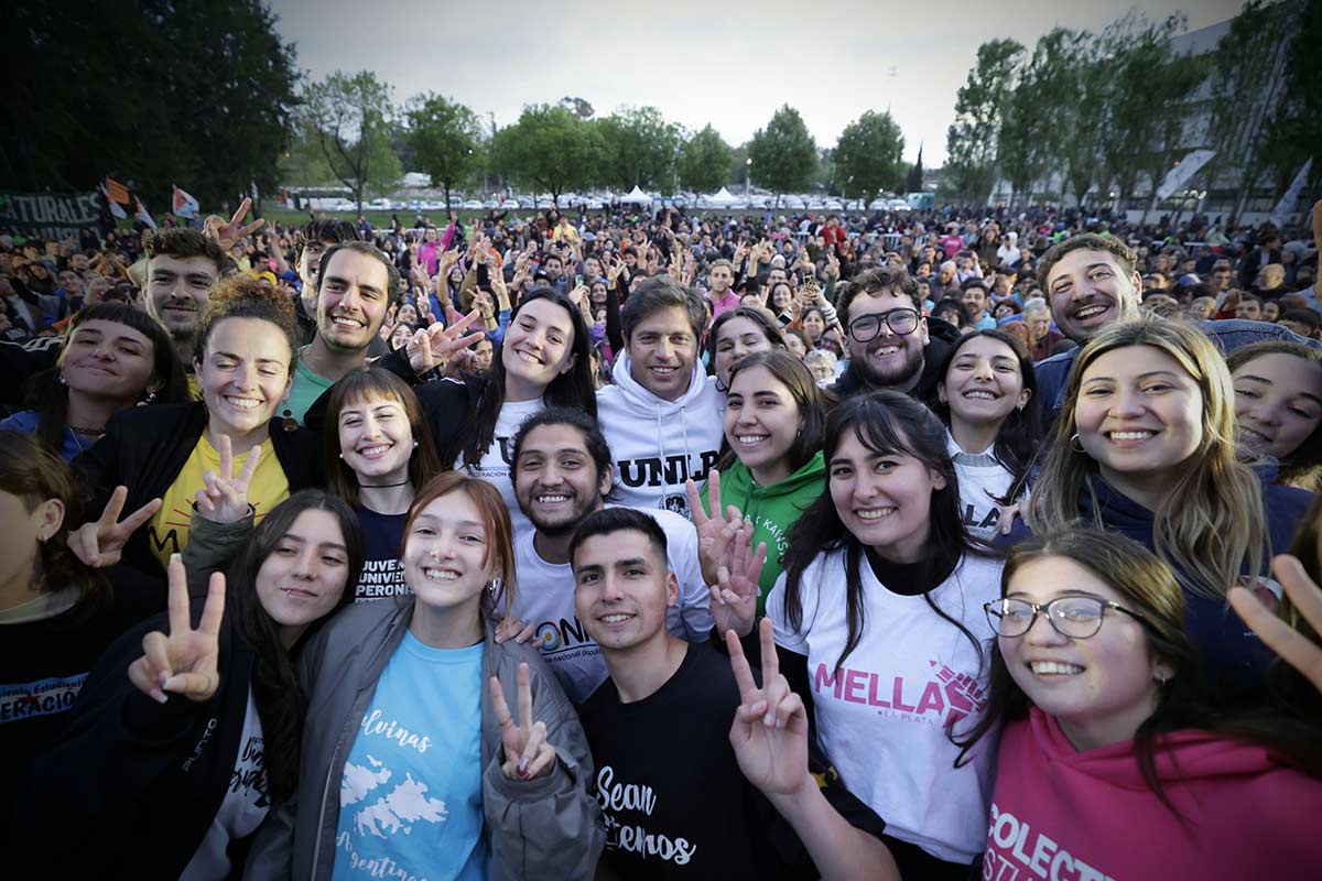 Kicillof encabeza el acto del 17 de octubre en Berisso