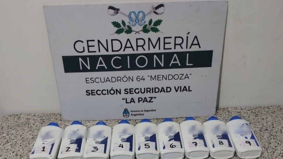 Otro papelón de Patricia Bullrich: festejó la detención de un hombre con “2 kilos de cocaína” y resultó ser talco