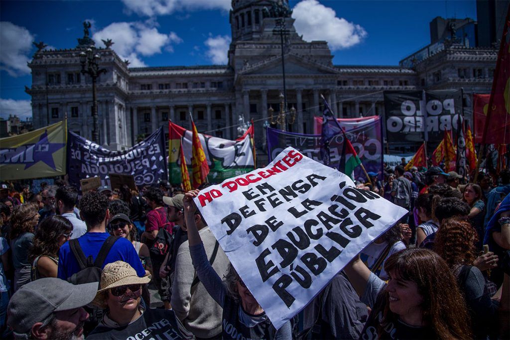 defensa de la universidad pública contra la derecha