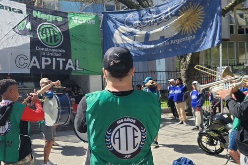 Ante el abandono del sistema de salud, movilizaron trabajadores de los 34 hospitales públicos de CABA