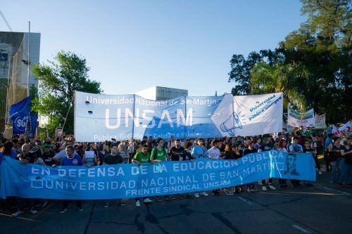 La Unsam también tuvo su marcha: “la universidad es de las pocas herramientas que tiene el pueblo para garantizar la movilidad social ascendente”