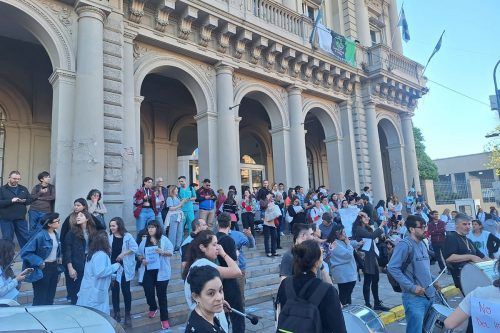 Hospital Bonaparte: ahora el Gobierno dice que no se cerrará, pero será «reestructurado»