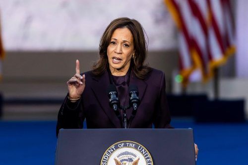 Harris reconoce la victoria de Trump y Biden prepara la transición