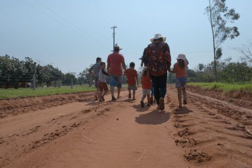 «Por la tierra», una serie documental sobre el impacto del agronegocio en los derechos humanos