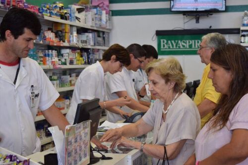 La desesperación por la quita de remedios del PAMI: “Los jubilados se van de la farmacia sin comprar, con mucha angustia”