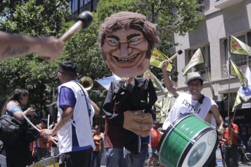 Arrancó la Marcha de la Resistencia: 24 horas de una amplia protesta en la calle