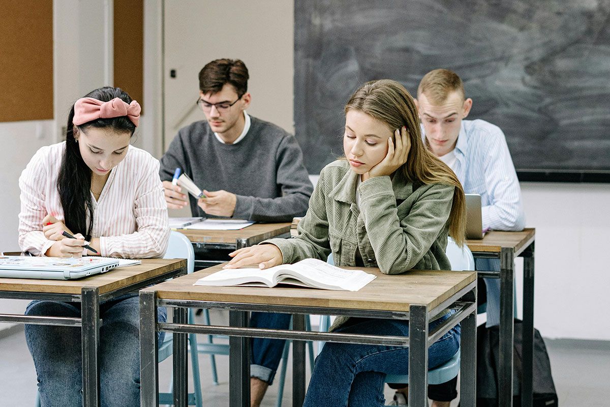 Tecnología, crisis social y violencia naturalizada: los grandes desafíos docentes para el ciclo lectivo 2025