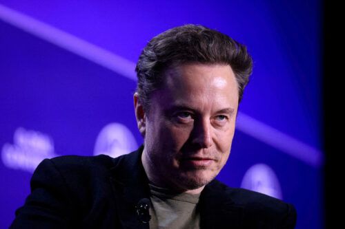 Musk volvió a ser el más rico del mundo ya antes de lucrar con el Estado del imperio