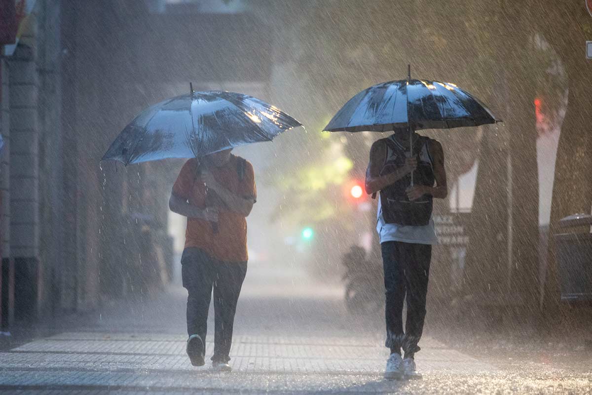 Detrás de la tormenta