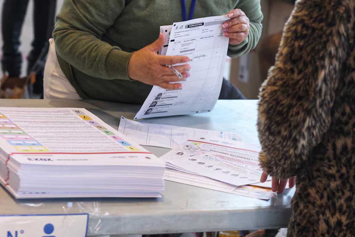 Inició la veda electoral tras los cierres de campaña para las presidenciales del domingo