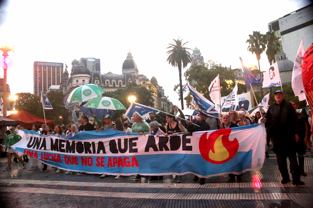 Un llamado a que la memoria arda y la historia se escriba en las calles