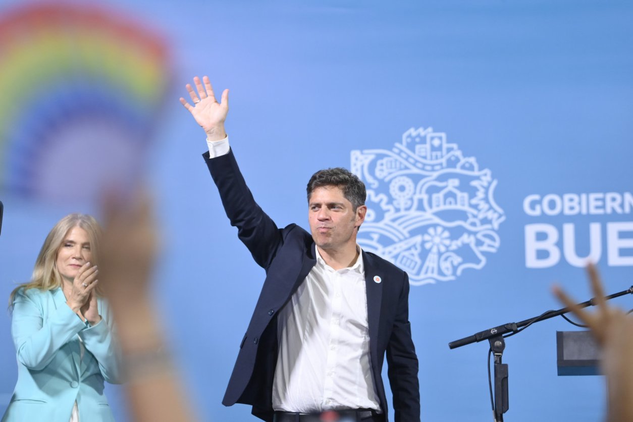 Kicillof en modo campaña: «No podemos dejar que los topos y las motosierras entren a la Provincia»