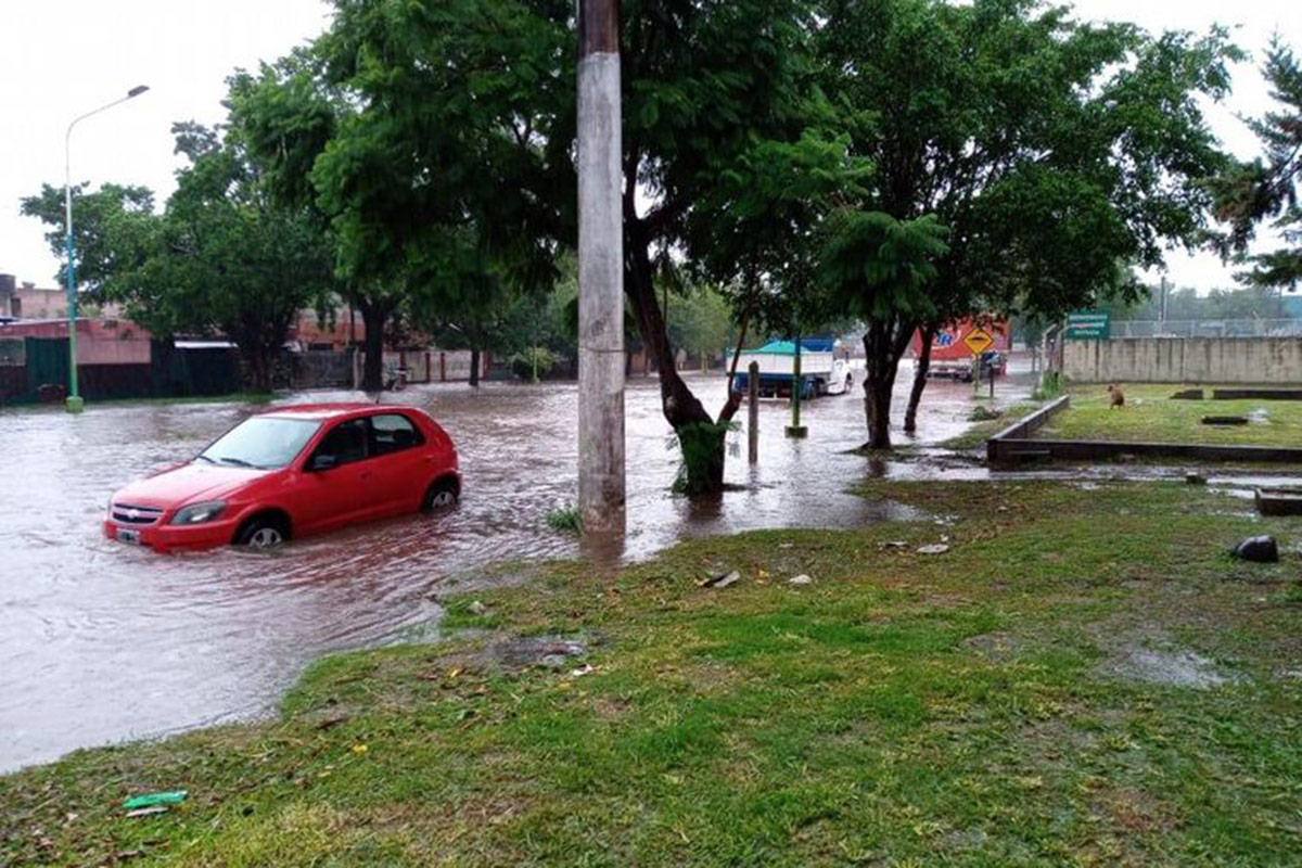 Las otras inundaciones: crecidas de ríos, destrozos materiales y evacuados en San Luis, Tucumán, Salta y Jujuy